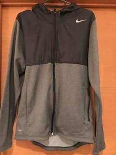 NIKE DRI-FIT パーカーのサムネイル