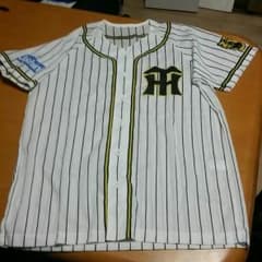 阪神タイガース応援ユニホームのサムネイル