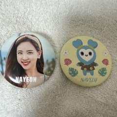 TWICE NAYEON 缶バッジ 2個セット popupのサムネイル