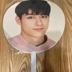 うちわ 団扇　SEVENTEEN (JUN) ジュンのサムネイル
