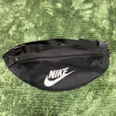 NIKE ウエストポーチのサムネイル