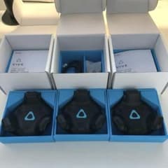 【動作品】HTC VIVE Tracker 2018 3個のサムネイル