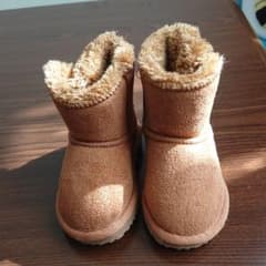 フタフタ ムートンブーツのサムネイル