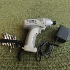 【ジャンク品】diy用電動ドライバーのサムネイル