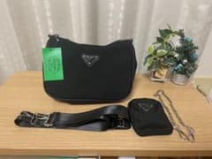 amiami様　PRADA プラダ　ショルダーバッグ　ナイロン　ノベルティのサムネイル