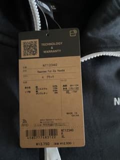 North Faceパーカーのサムネイル
