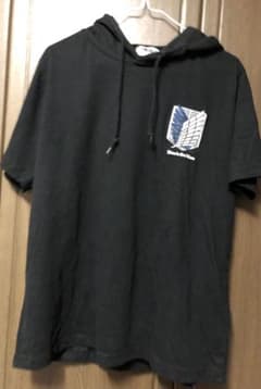進撃の巨人　Tパーカー　Tシャツ　ドン・キホーテのサムネイル