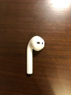 Apple AirPods 左耳 第一世代 純正品のサムネイル