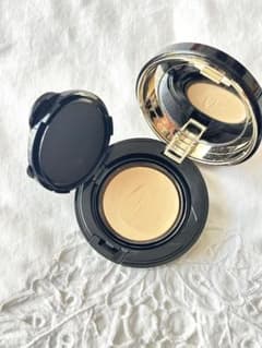 【数回使用・美品】スック グロウ クリーム コンパクト 10 ファンデーションのサムネイル