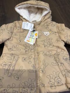 早いもの勝ち【新品未使用✨】Steiff クマ柄中綿コート - メルカリ