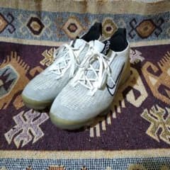NIKE AIR VAPORMAX FLYKNIT スニーカーのサムネイル