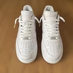 Nike Air Force 1 ホワイト 27㎝ チップたらし Nike Air Force 1 ホワイト 27㎝ チップたらし - メルカリ