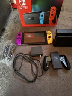 Nintendo Switch 本体 パープル オレンジ 周辺機器付きのサムネイル