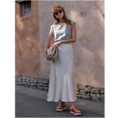 Satin Flare Design Skirtのサムネイル