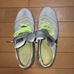 鄭*世様 Nike サッカーシューズ ホワイト/グリーン/イエローのサムネイル