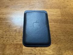 Apple純正 iPhone レザーウォレット MagSafeのサムネイル