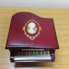 Sankyo オルゴール グランドピアノ型 モーツァルト メヌエット 鏡付き