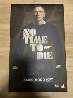 ジェームズ・ボンド フィギュア - メルカリ