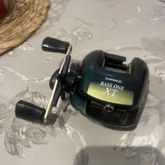 SHIMANO BASS ONE XT ベイトリールのサムネイル