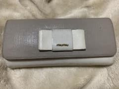miumiu ミュウミュウ 長財布のサムネイル