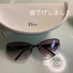 サングラスのサムネイル