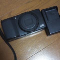 RICOH GR カメラのサムネイル