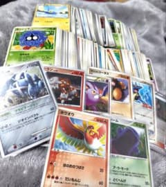 ミ*ル様 ポケモンカード 大量まとめ売り 引退品 200枚以上 2003~BWのサムネイル
