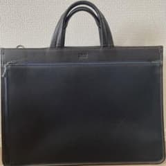 タケオキクチ　ビジネスバッグのサムネイル
