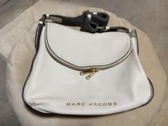 MARC JACOBS ホワイトショルダーバッグのサムネイル