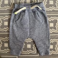 babyGAP  グレー パンツのサムネイル