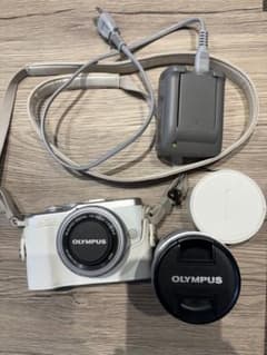 OLYMPUS PEN E-PL9 レンズ2本　シャッター300回程度 OLYMPUS PEN E-PL9 レンズ2本 シャッター300回程度 - メルカリ