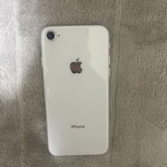 Apple iPhone 8 ホワイト 本体のサムネイル