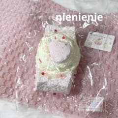 nienieni 스퀴즈 날개 딸기 반짝이
