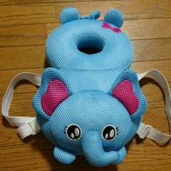 値下げ！赤ちゃん転倒防止リュックのサムネイル