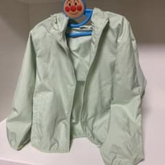 ユニクロ　ミントグリーン フード付きジャケットのサムネイル