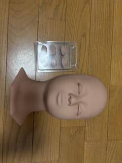 まつ毛エクステ練習用マネキンのサムネイル
