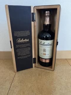 BALLANTINE  バランタイン 30年  ウイスキーのサムネイル