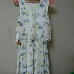 ❤新品❤花柄 ワンピースのサムネイル