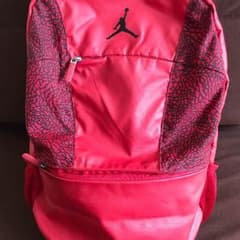air jordan リュック 値下げ中のサムネイル