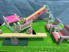 木製のレトロ遊具、お家セットのサムネイル