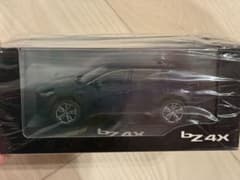Toyota bZ4X ミニカー　8S6×202ツートン Toyota bZ4X ミニカー 8S6×202ツートン - メルカリ