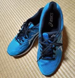 ランニング シューズ  asics GT-2000 ( 靴 スニーカー )のサムネイル