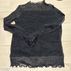 ラメ入り黒長袖カットソー