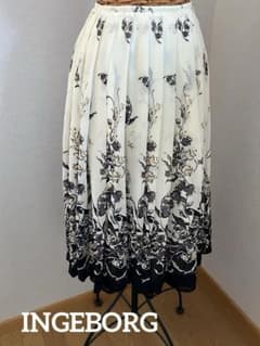 MAY⭐︎様おまとめ INGEBORG インゲボルグ フレアープリーツスカート インゲボルグINGEBORG プリーツフラワープリントスカート 黒9 (K-145507)