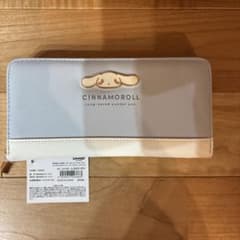 シナモロール 長財布 財布　 新品　サンリオ　ラウンドファスナー　メタルのサムネイル