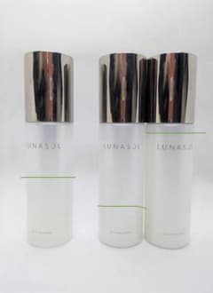 LUNASOL 化粧水 オイルインソリューション Ⅰ Ⅱのサムネイル