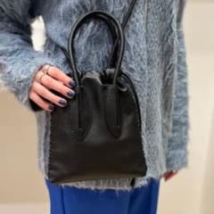 アドカラム　ショルダーバックのサムネイル