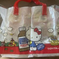 ハローキティの ビニールバッグ＆ビニールポーチのサムネイル