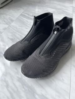 adidas アディダス　スニーカーのサムネイル
