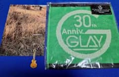 GLAY TAKUROさんセット チャーム ハンドタオル ソロ写真集のサムネイル